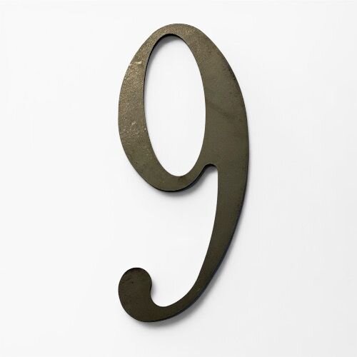 Hausnummer 9